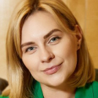 Александра Стамова