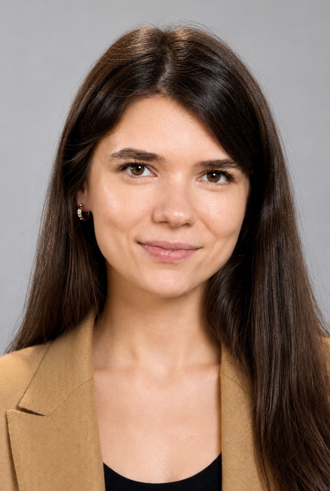 Арина Алымова