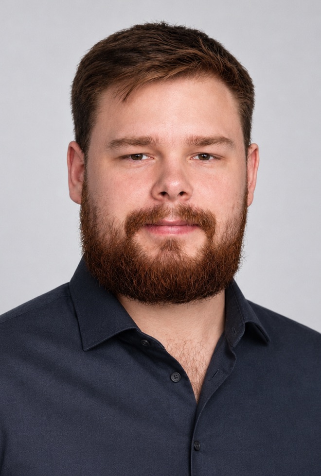 Константин Серов